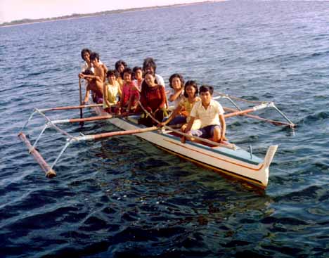 Outrigger Packed With Sightseers